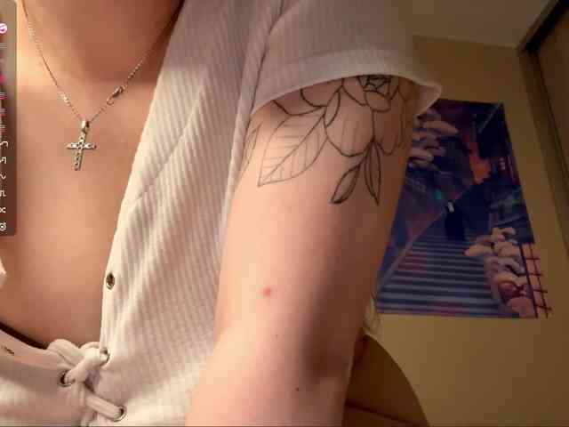 JeaneMckaskle webcam