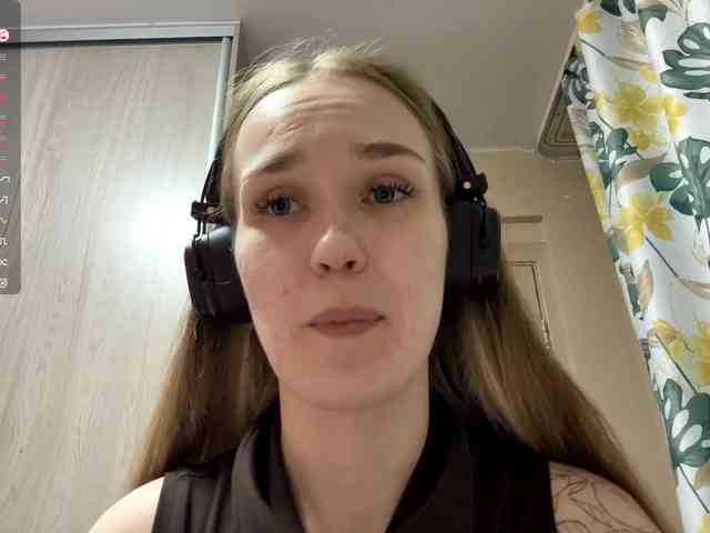 JeaneMckaskle webcam