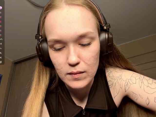 JeaneMckaskle webcam