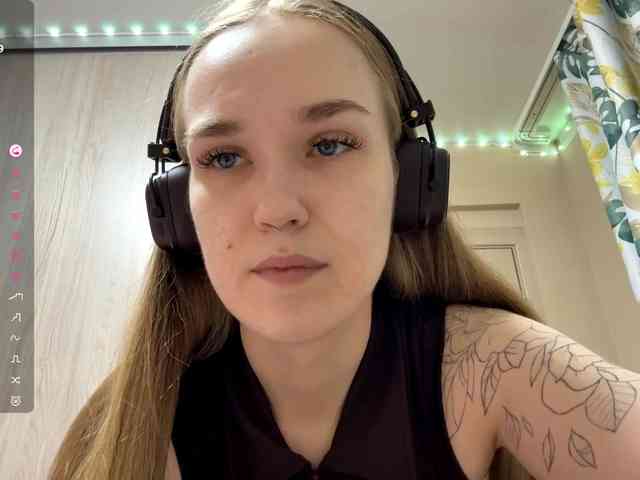 JeaneMckaskle webcam