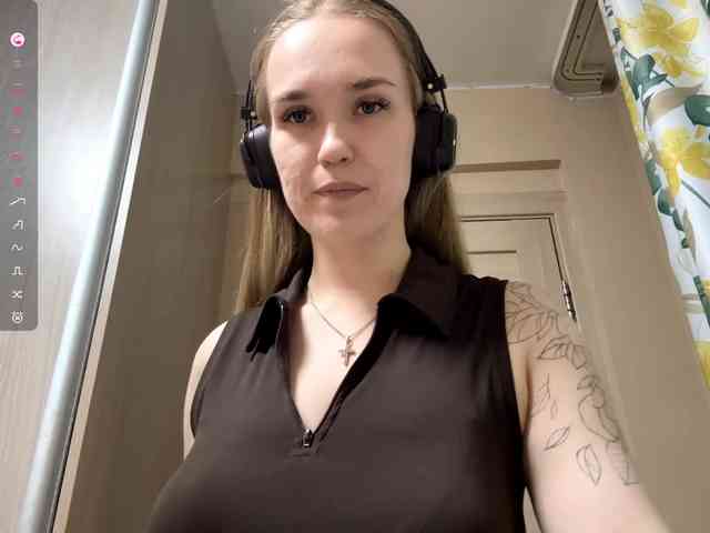 JeaneMckaskle webcam