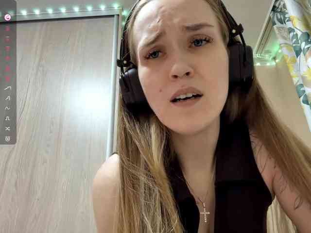 JeaneMckaskle webcam