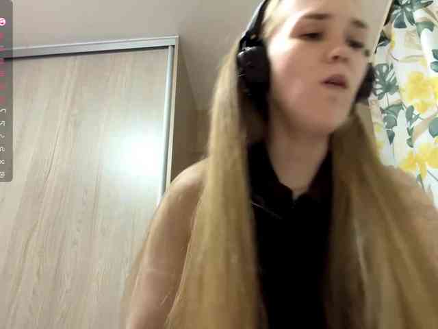 JeaneMckaskle webcam