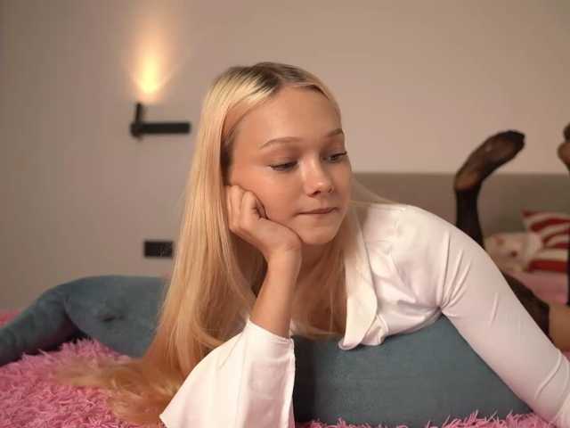 Dallassss live cam on BongaCams