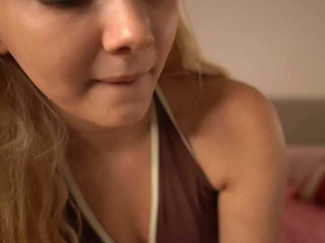 Dallassss live cam on BongaCams