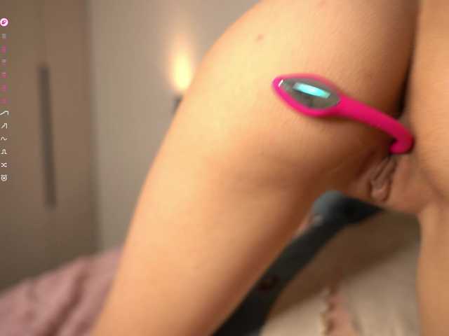 Dallassss live cam on BongaCams