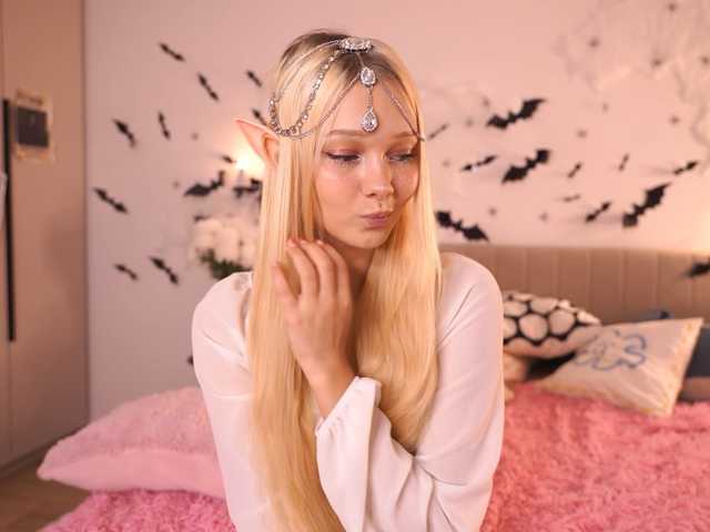 Dallassss live cam on BongaCams