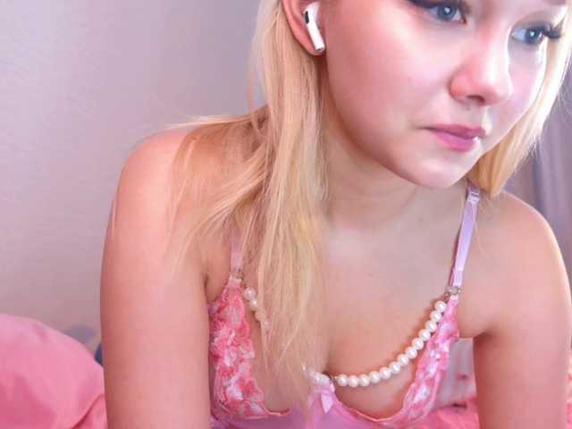 Dallassss live cam on BongaCams