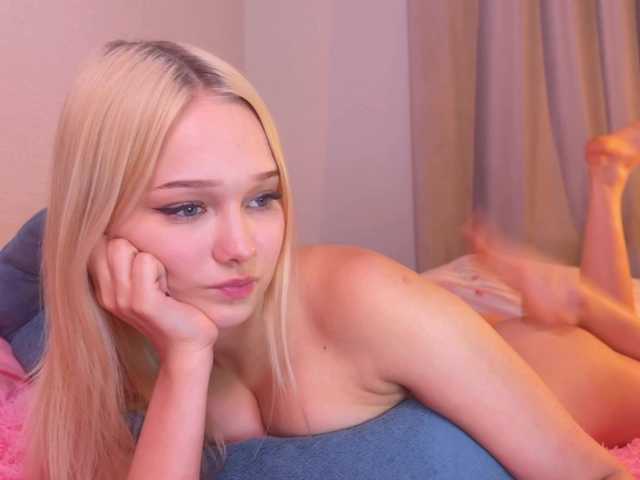Dallassss live cam on BongaCams
