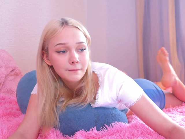 Dallassss live cam on BongaCams