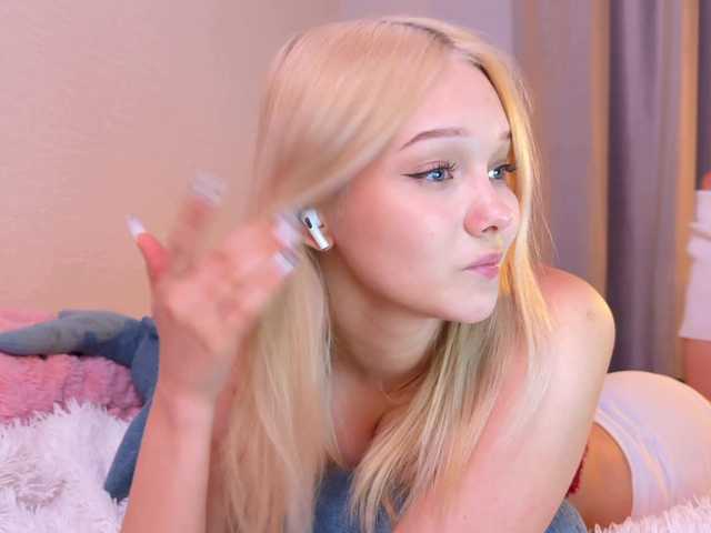 Dallassss live cam on BongaCams