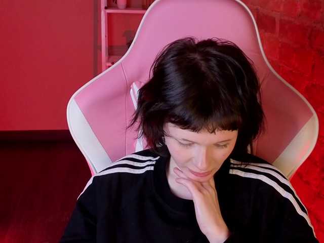 MisskaKiska1's BongaCams show and profile