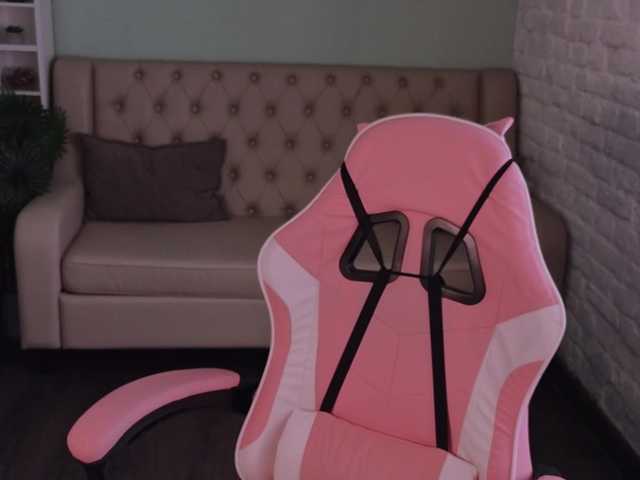 MisskaKiska1 live cam