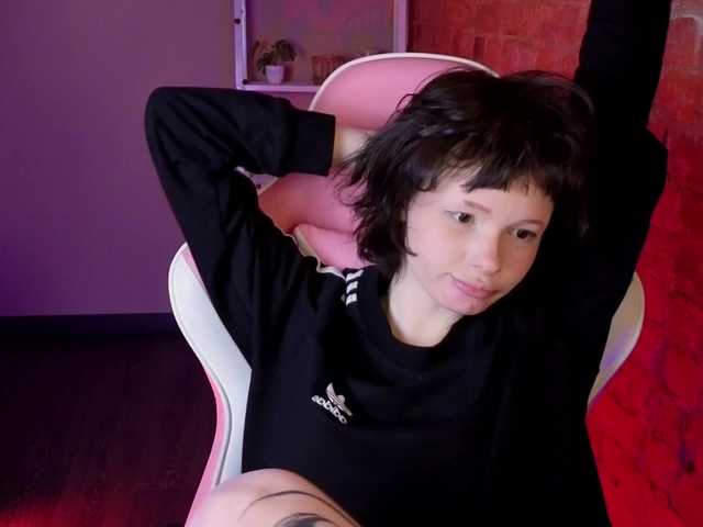 MisskaKiska1's BongaCams show and profile