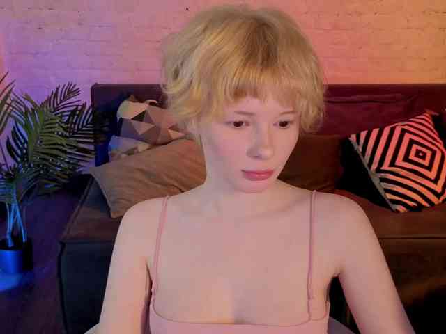 MisskaKiska1 webcam