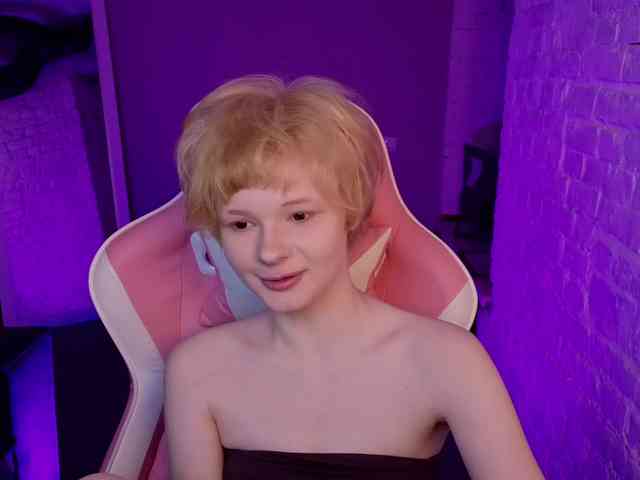 MisskaKiska1 webcam