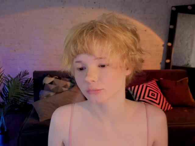 MisskaKiska1 webcam