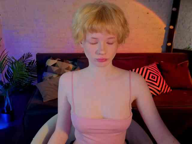 MisskaKiska1 webcam