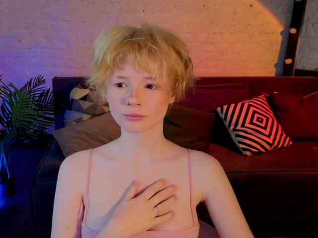 MisskaKiska1 webcam