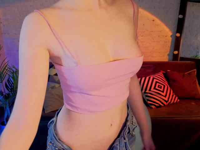 MisskaKiska1 webcam