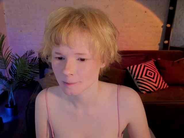 MisskaKiska1 webcam