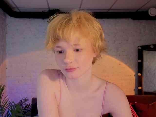 MisskaKiska1 webcam