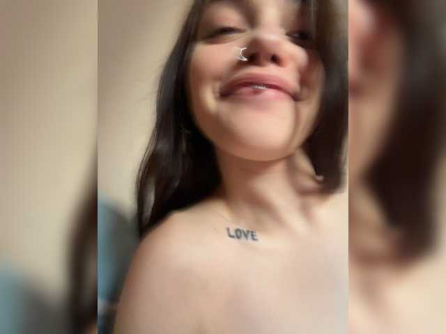 MimiLuv live cam on BongaCams