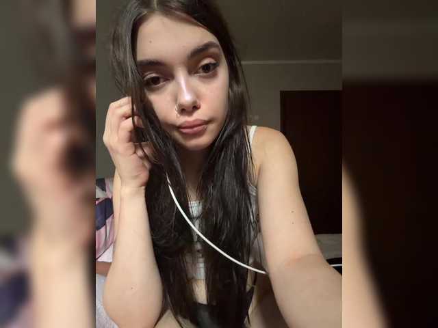MimiLuv live webcam show