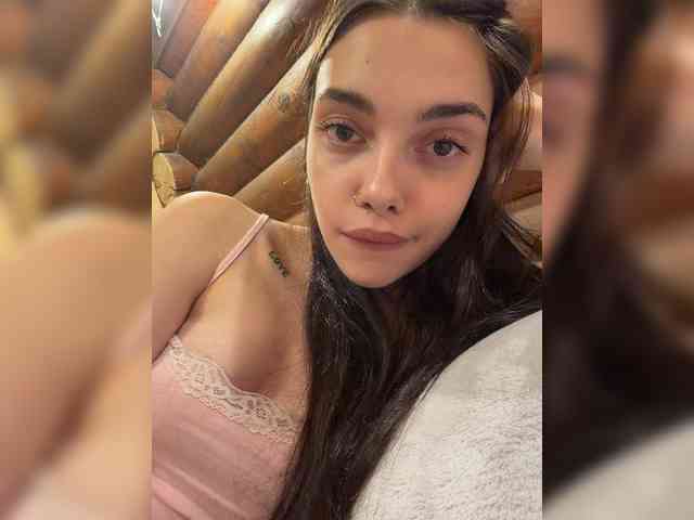MimiLuv webcam