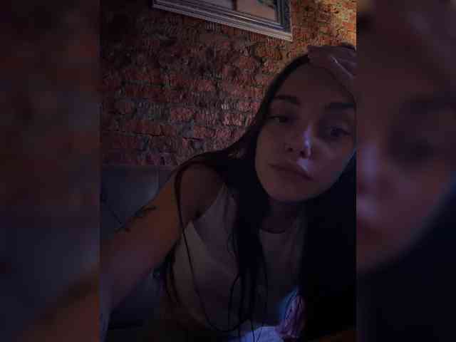 MimiLuv webcam