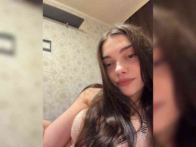 MimiLuv Live Webcam on BongaCams
