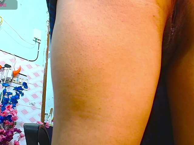 KeyaDemir's BongaCams show and profile