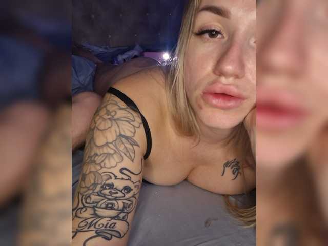 DimiLum live cam on BongaCams