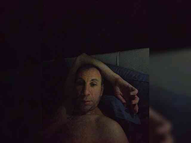 Denfeel12 Live Webcam on BongaCams