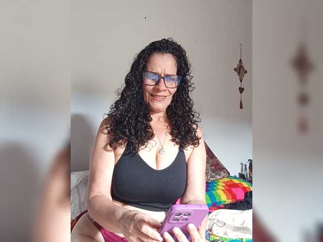linamilf70 cam belle