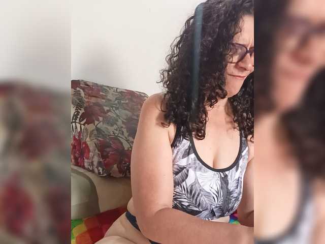 Linamilf70 live cam on BongaCams