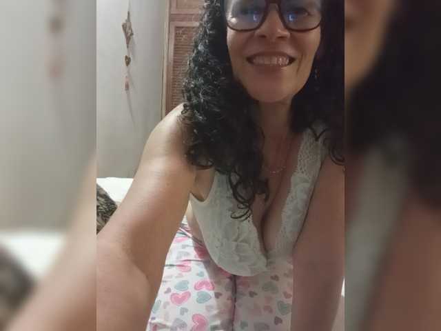Linamilf70 live cam
