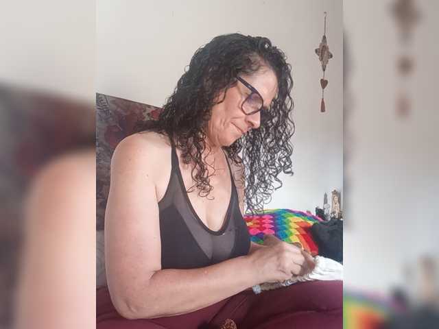 Linamilf70 live cam on BongaCams