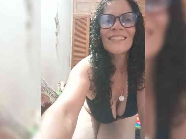 Linamilf70 webcam