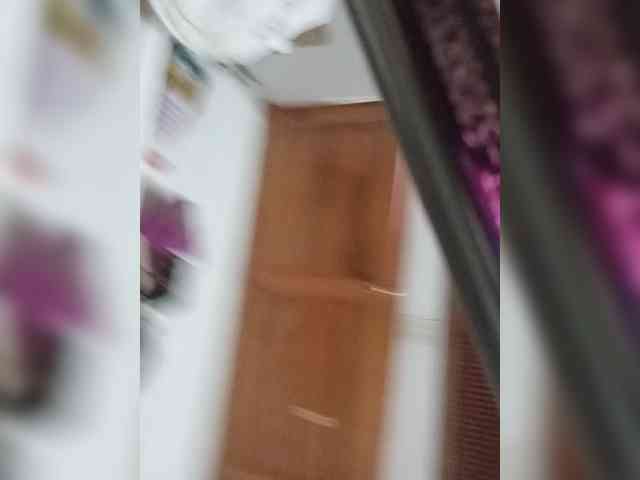 Linamilf70 webcam