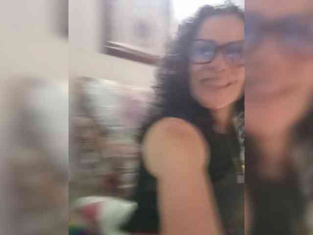 Linamilf70 webcam