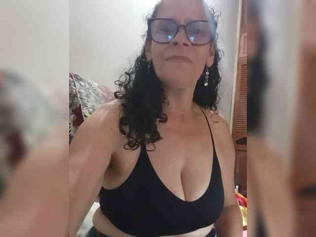 Linamilf70 webcam