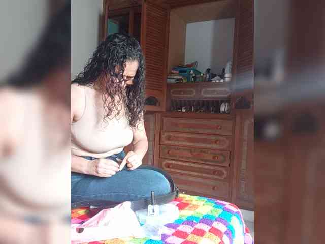 Linamilf70 webcam