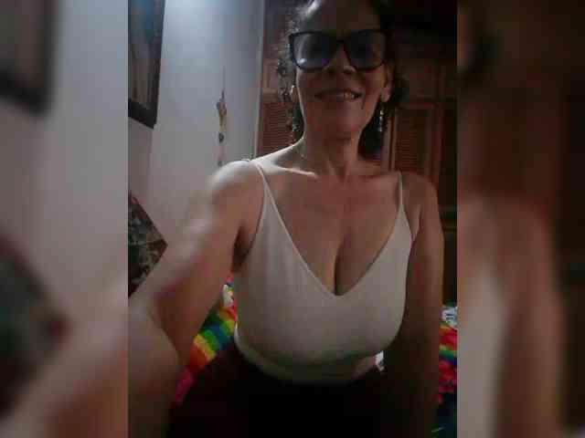 Linamilf70 webcam