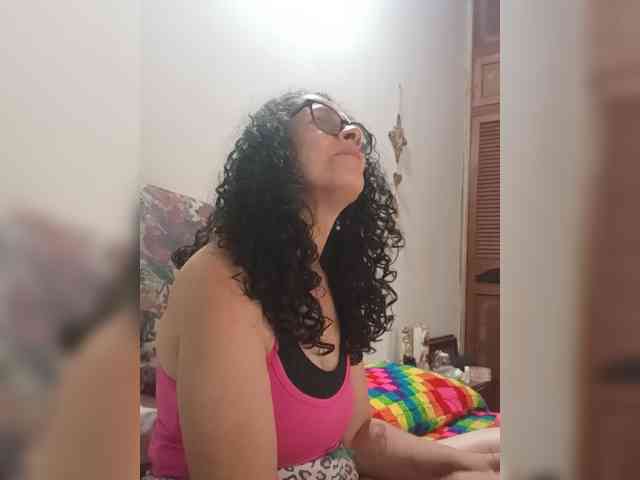 Linamilf70 webcam