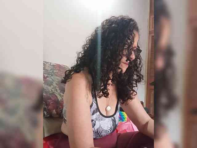 Linamilf70 webcam