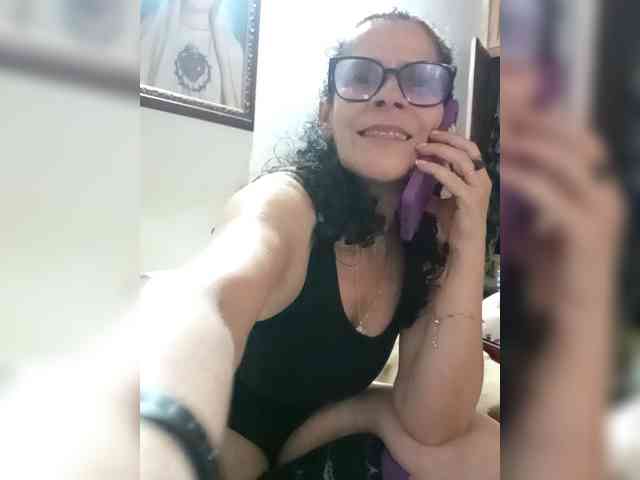 Linamilf70 webcam