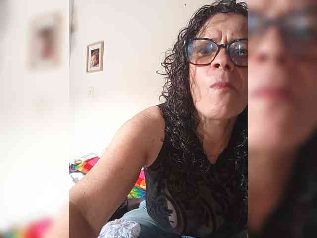 Linamilf70 webcam