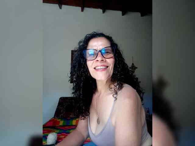 Linamilf70 webcam