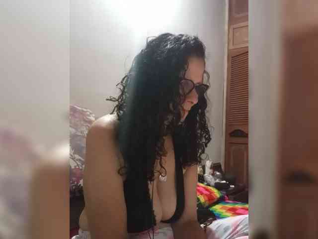 Linamilf70 webcam